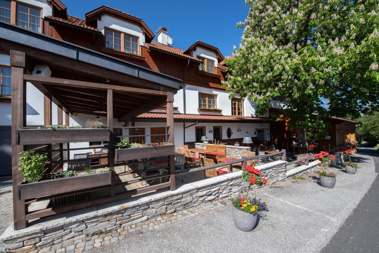 Zum Fally - Landgasthof เคียร์ชแบร์ก อัม เวคเซล ภายนอก รูปภาพ