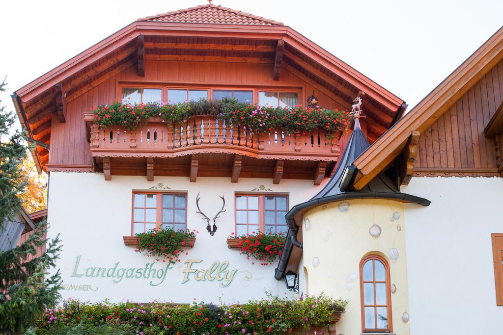 Zum Fally - Landgasthof เคียร์ชแบร์ก อัม เวคเซล ภายนอก รูปภาพ