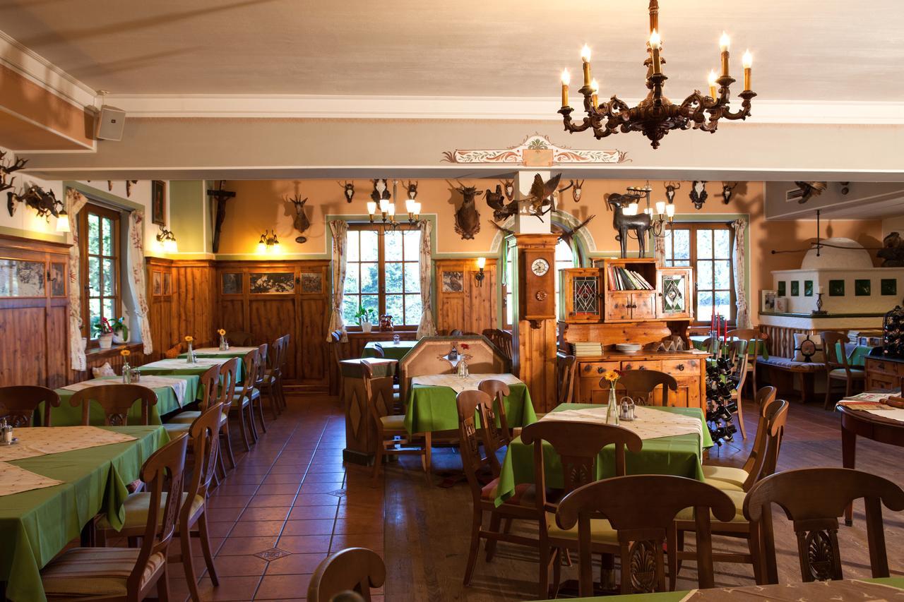 Zum Fally - Landgasthof เคียร์ชแบร์ก อัม เวคเซล ภายนอก รูปภาพ
